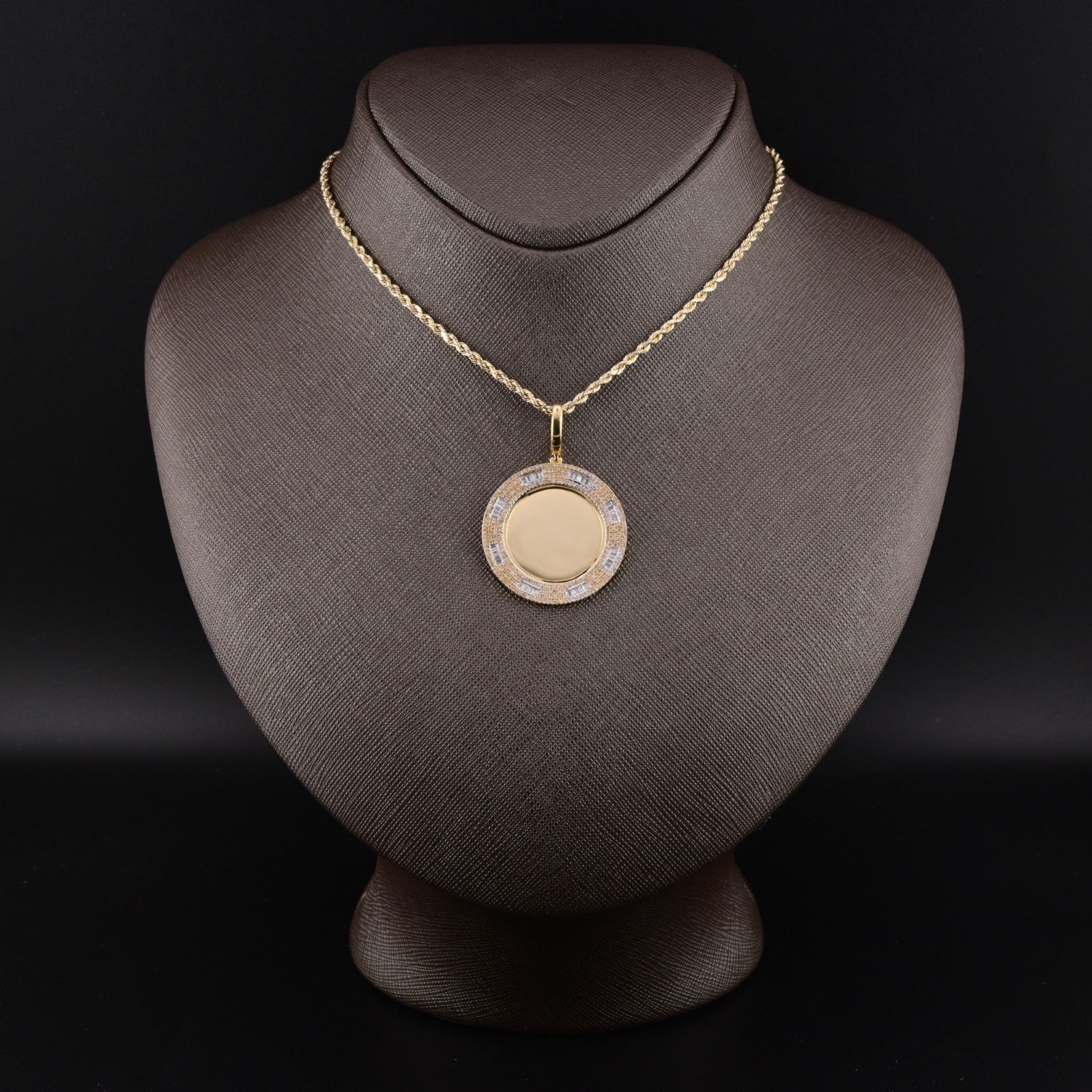 10k Yellow Gold 1.01CTW Round/Baguette Diamond Picture Memory Pendant 7.6g Charm