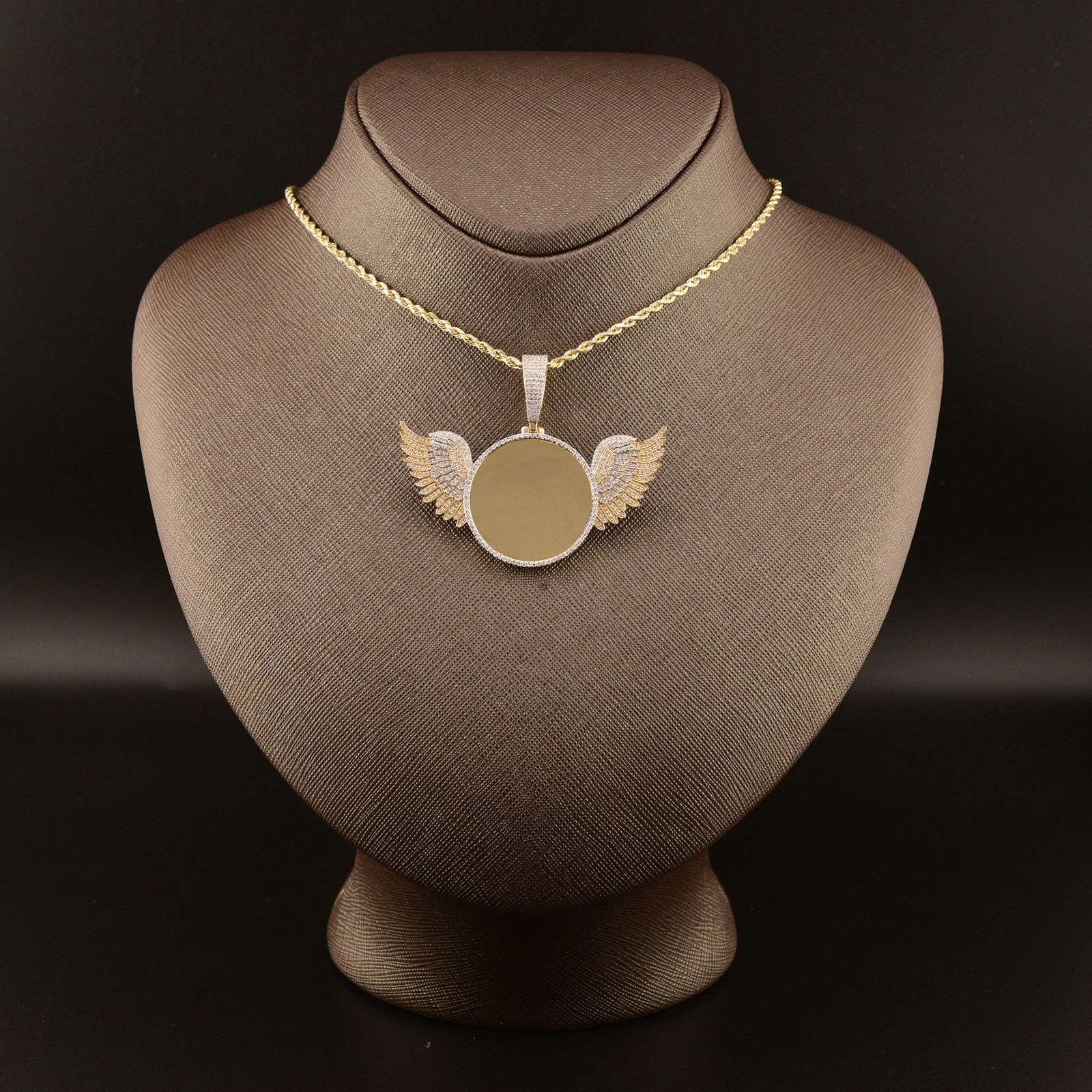 10k Yellow Gold 1.35CTW Natural Round Diamond Picture Memory Pendant 9.3g Charm