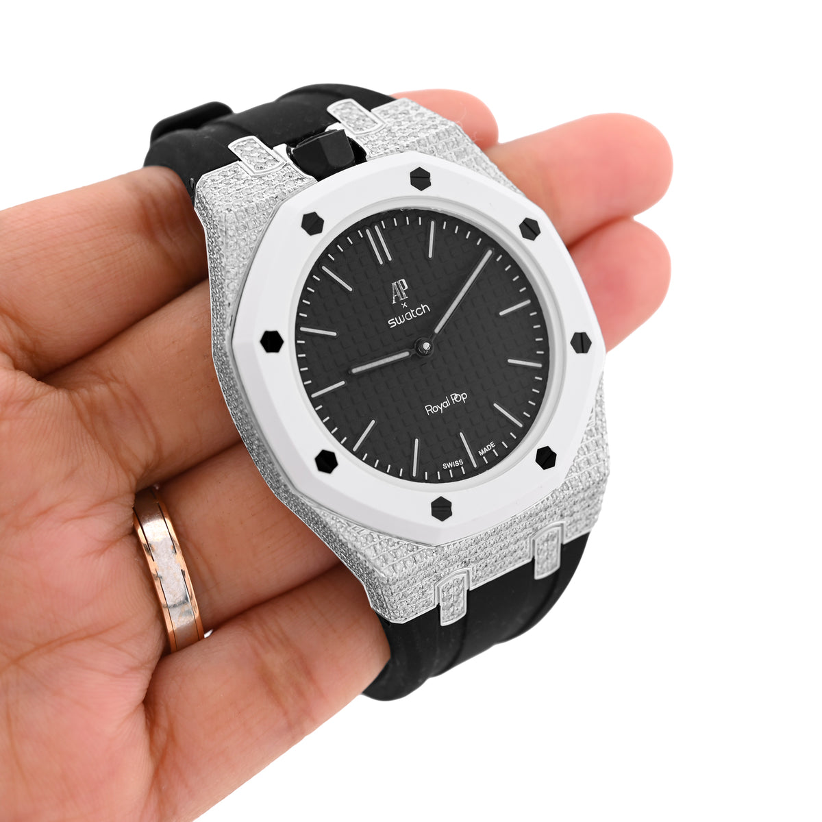 AP x Swatch Royal Pop Natural Diamond Band Black/White Watch Ocho Negro