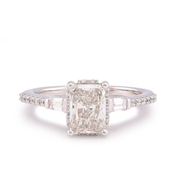 10K White Gold Centre Radiant Solitaire 1.53CT Lab Diamond Baguette/Round Women Ring - Elite Jewelers-Rings