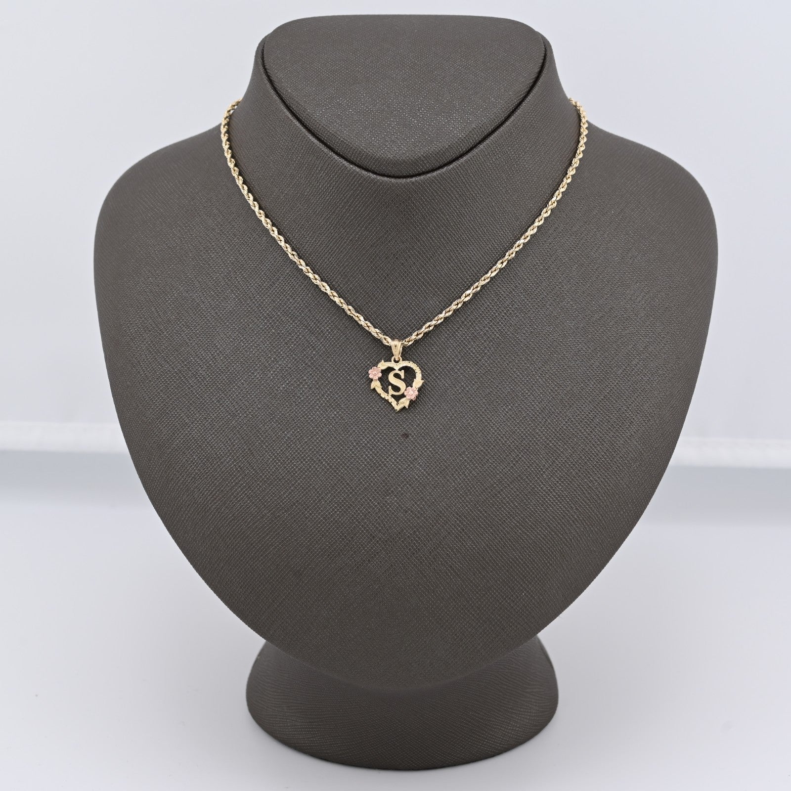 10k Yellow Gold Diamond - Cut Initial "S" Heart Pendant 0.9g Alphabet Charm - Elite Jewelers - Charms & Pendants