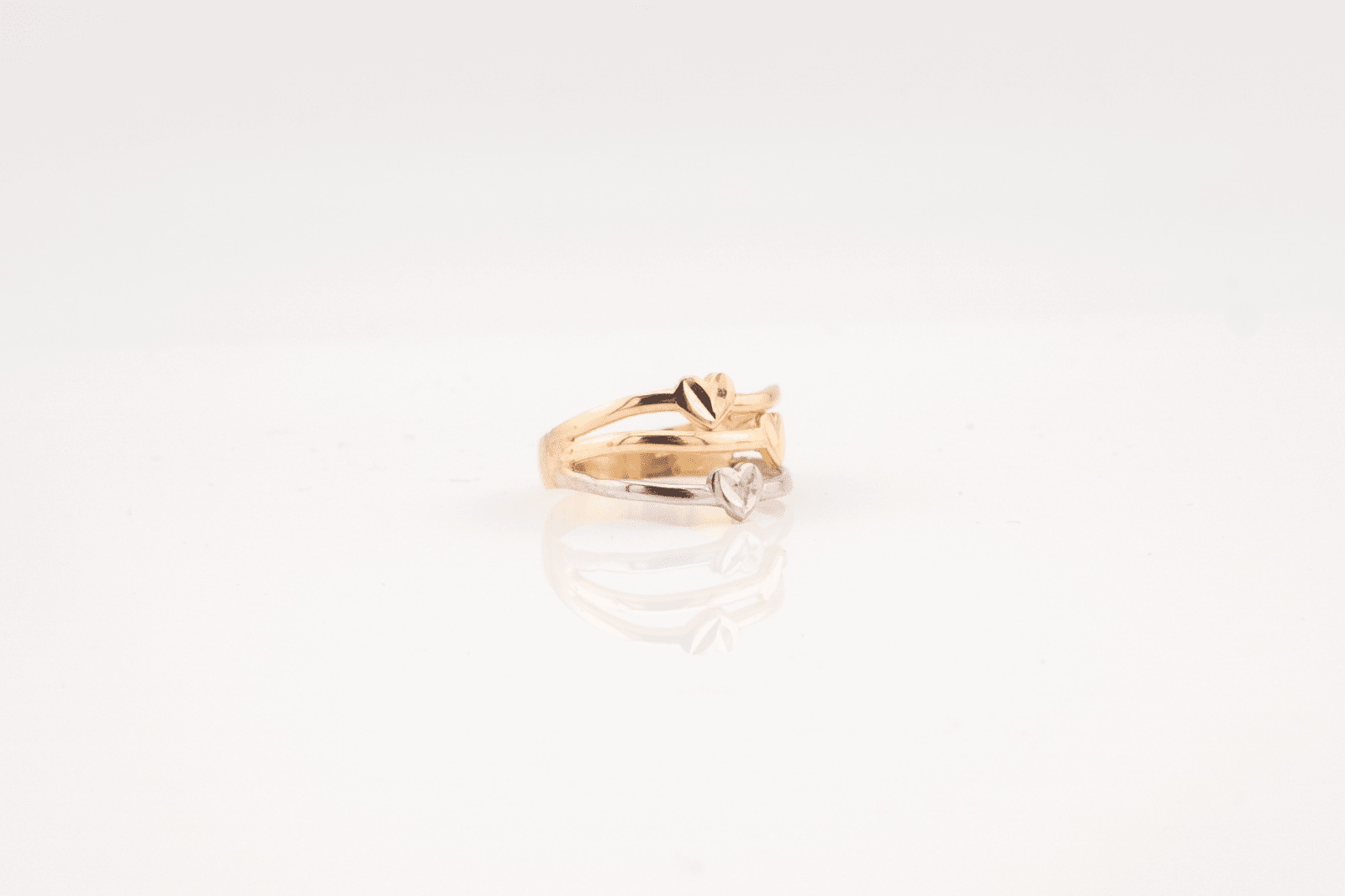 10kt 3 Tone Yellow, White & Rose Gold 1.9g Heart Shaped Women Ring Size 7.5 - Elite Jewelers - Rings
