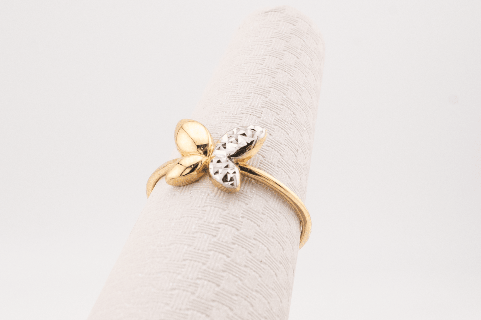 10kt Yellow Gold Butterfly Ring for Women ÃƒÆ’Ã‚Â¢ÃƒÂ¢Ã¢â‚¬Å¡Ã‚Â¬ÃƒÂ¢Ã¢â€šÂ¬Ã…â€œ Size 7.5, Diamond - Cut Design 1.3g - Elite Jewelers - Rings