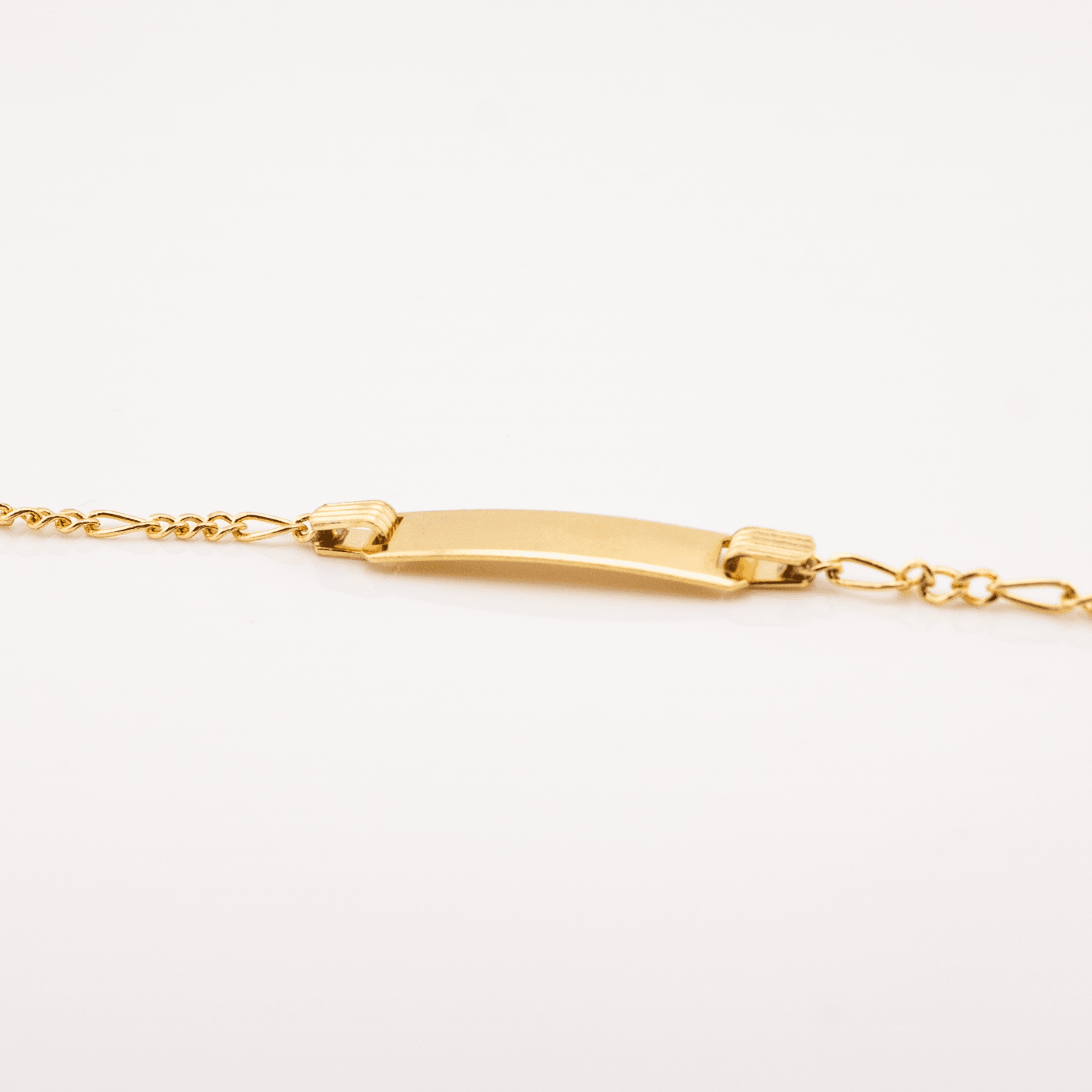 10kt Yellow Gold Figaro Baby Bracelet Ã¢â‚¬â€œ 5.5'' Length, 5mm Engravable ID - Elite Jewelers - Bracelets