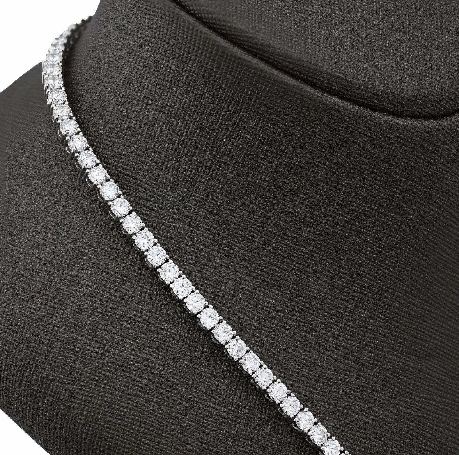 4MM 10k White Gold 29.32CTW Lab Diamond Tennis Chain 31.5gms 22 Inches Necklace - Elite Jewelers - Necklaces
