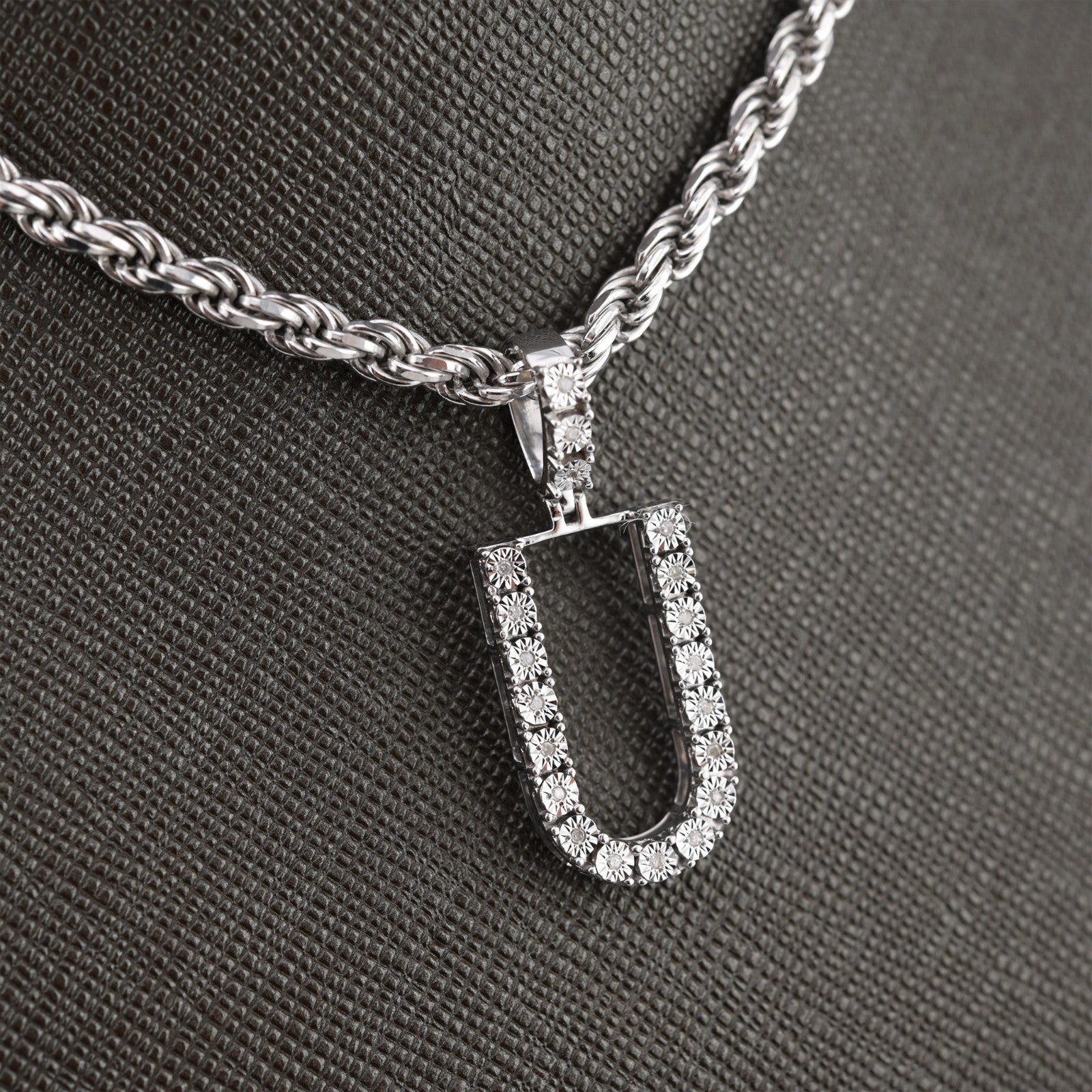 925 Silver Natural 0.15 CTW Diamond Initial Alphabet "U" Pendant 2g Unisex Charm