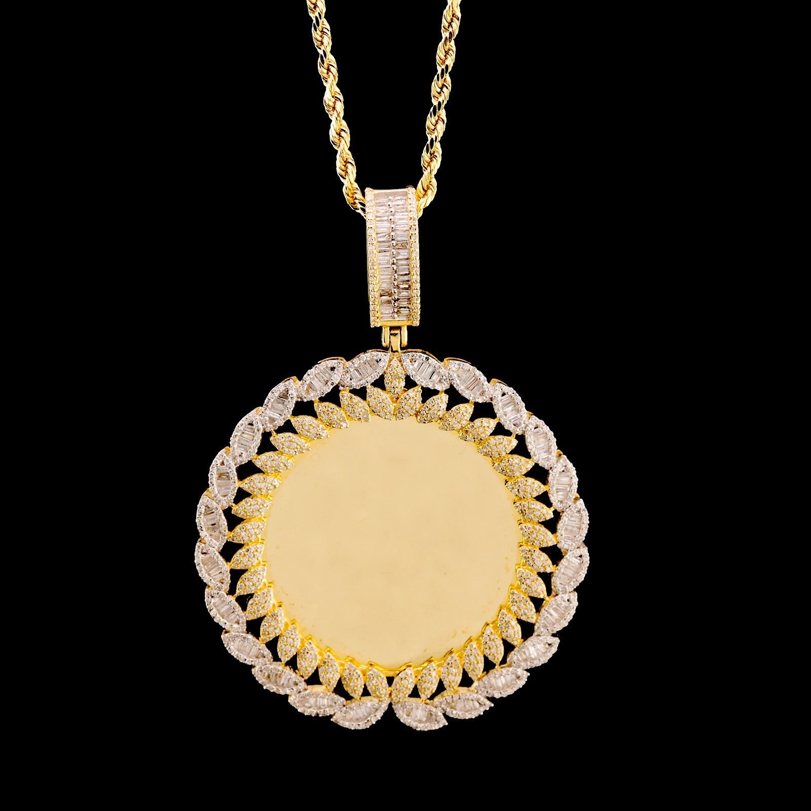 10k Yellow Gold 2.35CT Round/Baguette Diamond Picture Memory Pendant 15.5g Charm