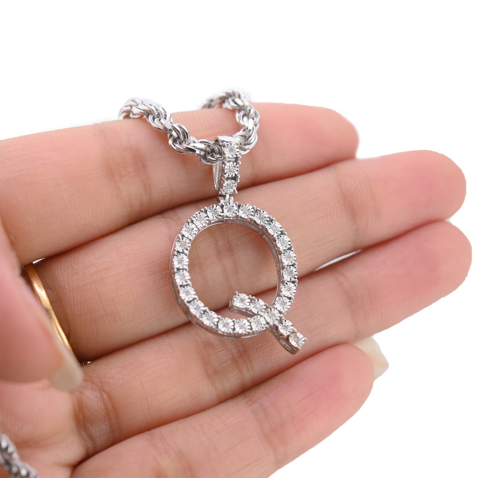 925 Silver Natural 0.15 CTW Diamond Initial Alphabet "Q" Pendant 2g Unisex Charm