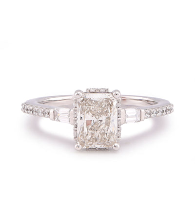 10K White Gold Centre Radiant Solitaire 1.53CT Lab Diamond Baguette/Round Women Ring