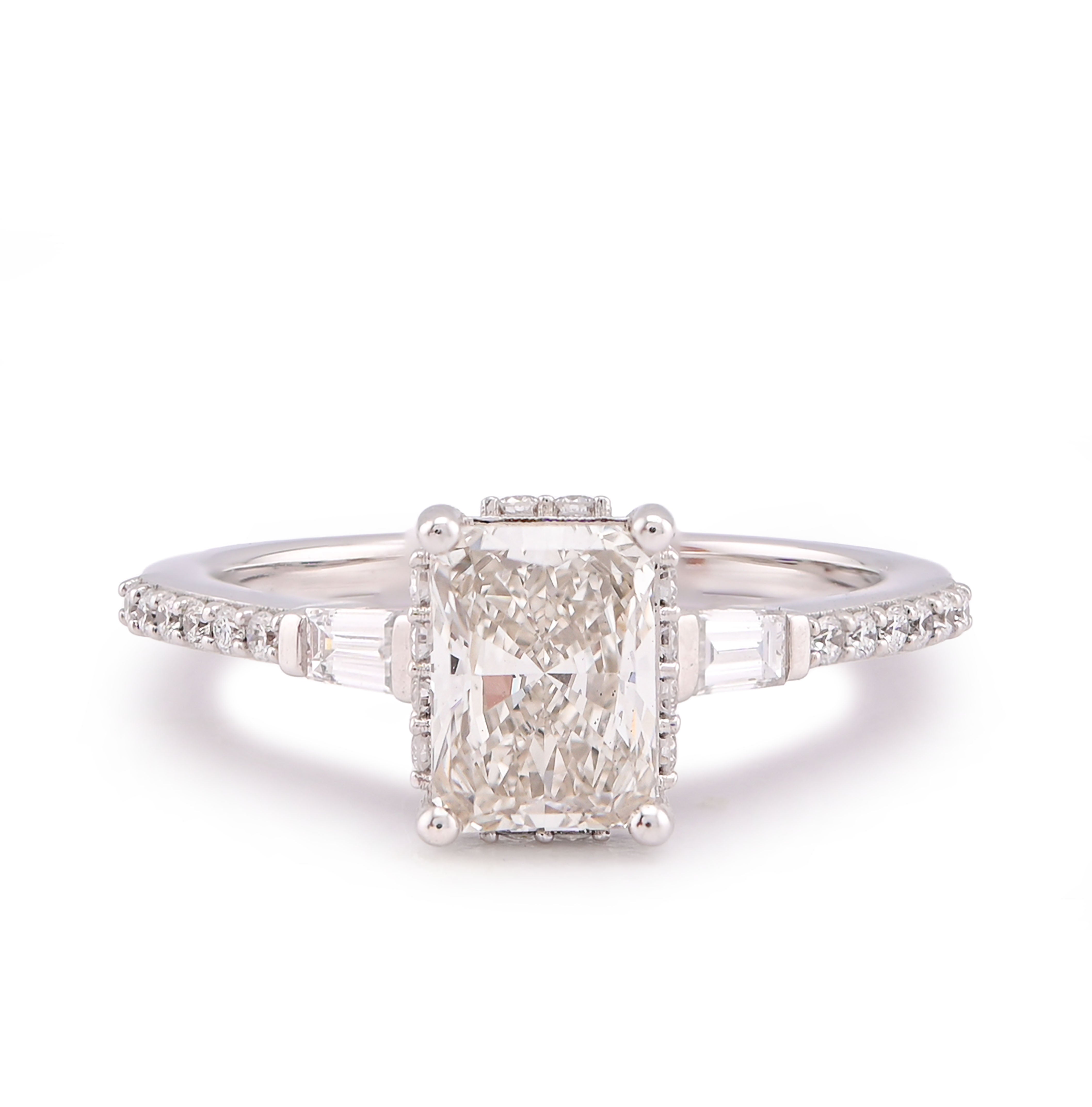 10K White Gold Centre Radiant Solitaire 1.53CT Lab Diamond Baguette/Round Women Ring