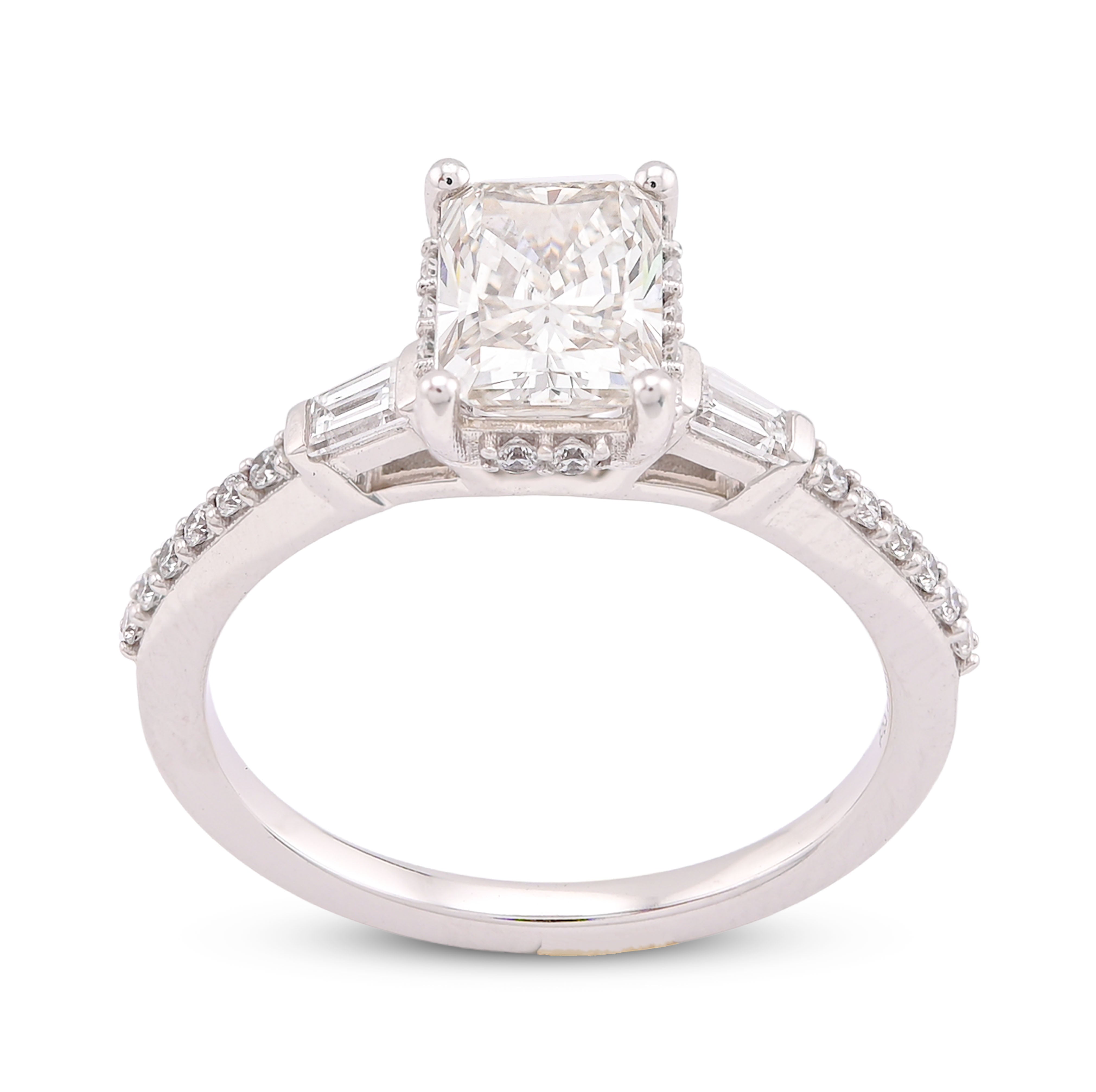 10K White Gold Centre Radiant Solitaire 1.53CT Lab Diamond Baguette/Round Women Ring