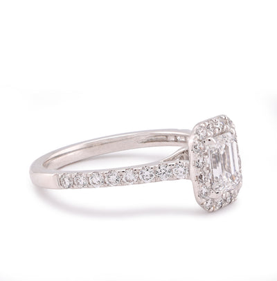 14K White Gold Halo Centre Emerald 1.35CT Lab Diamond Women Ring