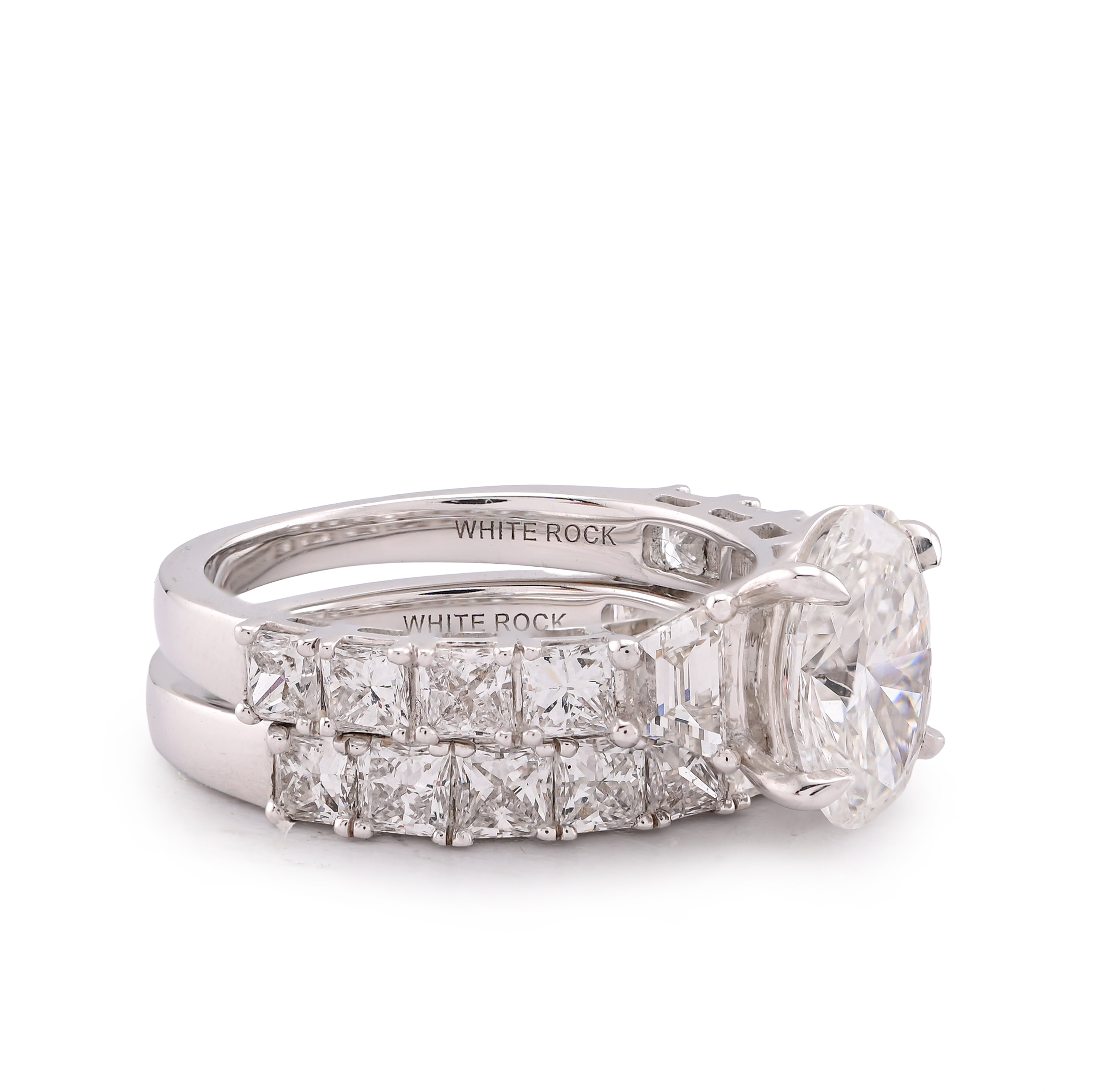 14K White Gold 5.36CT Radiant Side Oval Solitaire Centre Lab Diamond Women Ring with Band