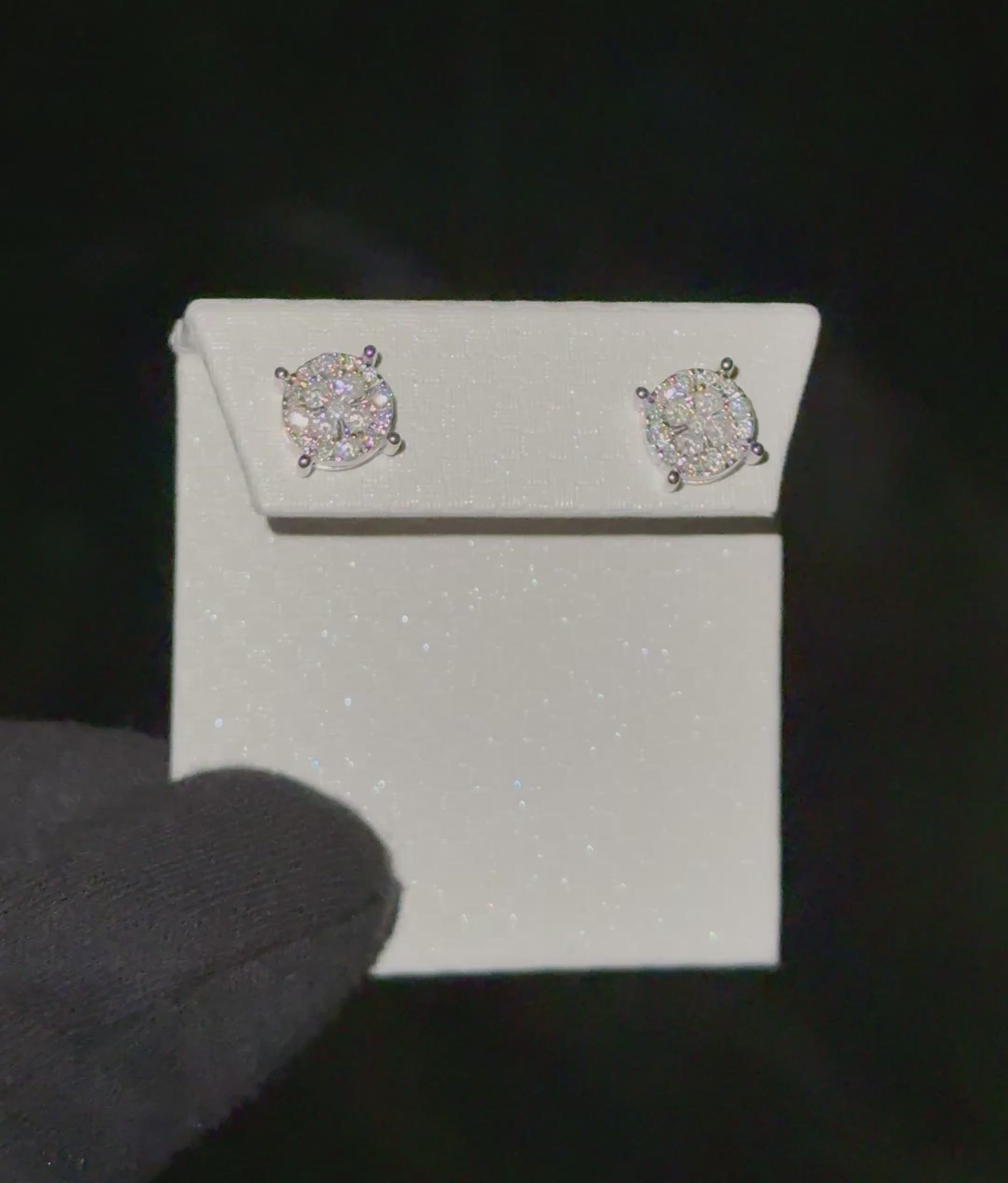 10k White Gold Diamond Cluster Stud Earrings 0.68CTW