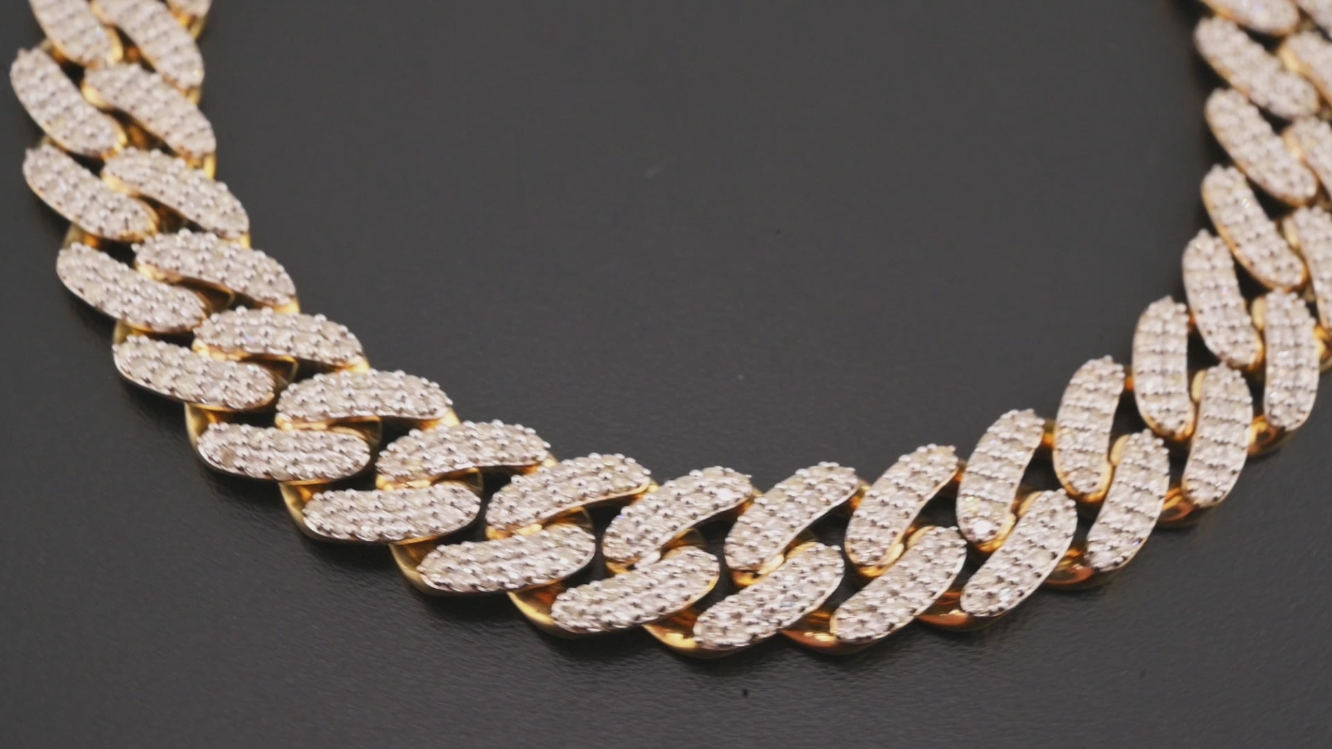 Load video: 10K Yellow Gold 5.35CT Natural Diamond 10MM Cuban Bracelet 8&quot;