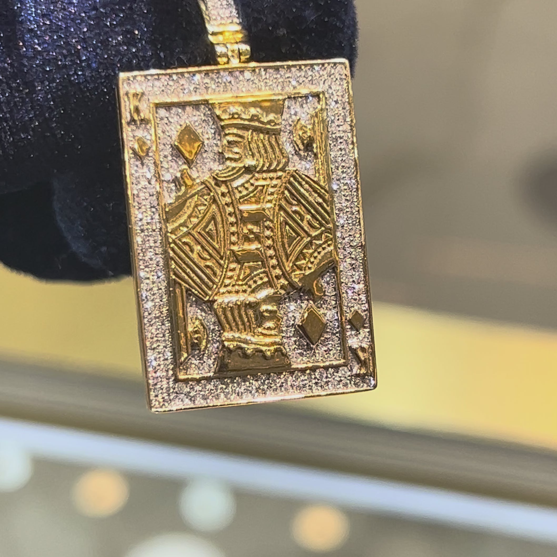 Load video: 10K Yellow Gold 0.60CT Natural Diamond "King of Diamond" Rectangular Shape pendant 41.4MM