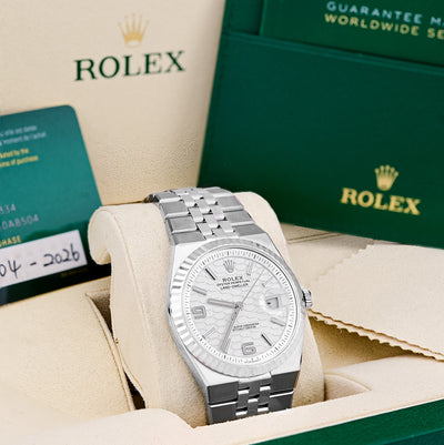 Rolex Land - Dweller 2026 40MM Oystersteel/White Gold Flat Jubilee FULL SET Watch - Elite Jewelers - Luxury Watch