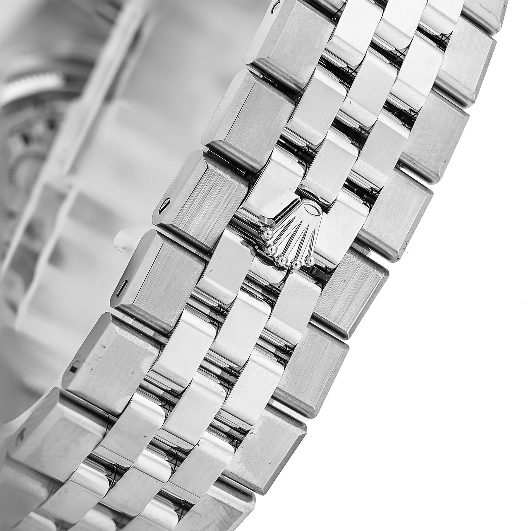 Rolex Land - Dweller 2026 40MM Oystersteel/White Gold Flat Jubilee FULL SET Watch - Elite Jewelers - Luxury Watch